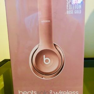 Beats Solo 2 wireless headphones